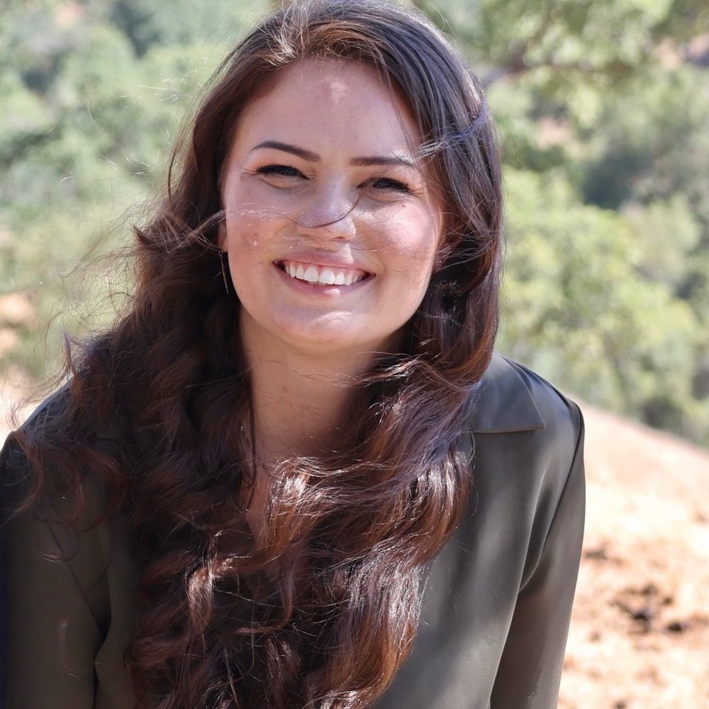 Meet your Posher, Courtney